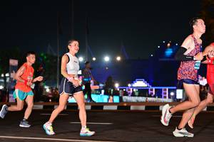 BIB: 469
                            <button type="button" onclick="openModal(15069962)" class="btn btn-primary btn-sm float-right btn-popup" data-toggle="modal" data-target=".modal-high-quality">
                        <i class="fas fa-shopping-cart"></i> Add to Cart
                    </button>
                                            <button type="button" onclick="isThisMe(15069962, true)" class="btn btn-success btn-sm float-right btn-popup btn-isme hidden" data-toggle="tooltip" data-placement="bottom" title="นี่คือรูปของคุณใช่ไหม คลิกที่นี่เพื่อเอาเข้าอัลบั้ม">
                        <i class="fas fa-plus"></i> Add to album
                    </button>
                    <button type="button" onclick="isThisMe(15069962, false)" class="btn btn-warning btn-sm float-right btn-popup btn-isnotme hidden">
                        <i class="fas fa-ban"></i> Remove from album
                    </button>